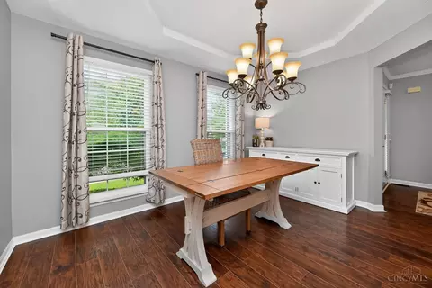 Dining - 967 Hamlin Dr, Hamilton Township, OH 45039 photo 2 of 4