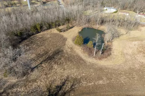 8661 Schlottman Rd, Hamilton Township, OH 45039