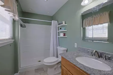 3950 Randolph Ln, Cincinnati, OH 45245 photo 11