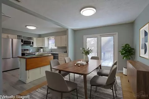 3950 Randolph Ln, Cincinnati, OH 45245 photo 4
