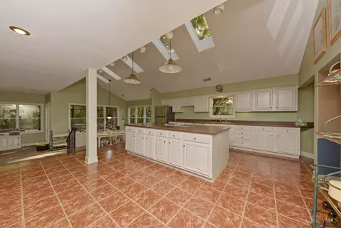 Kitchen - 82 Williams Dr, Georgetown, OH 45121 photo 4 of 4