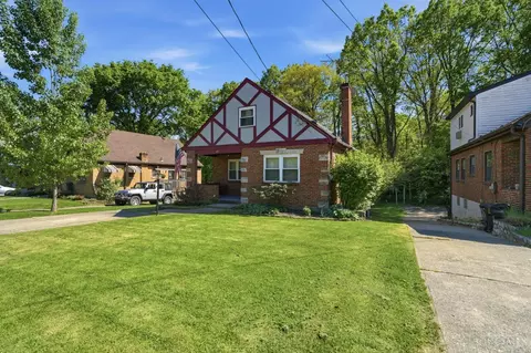 Exterior - 667 Overlook Ave, Cincinnati, OH 45238 photo 15 of 17