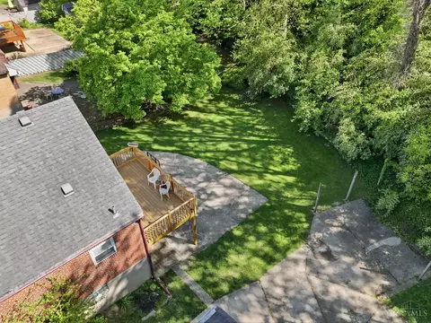 Exterior - 667 Overlook Ave, Cincinnati, OH 45238 photo 16 of 17