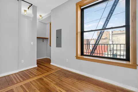 Bedroom - 1237 Vine St, Cincinnati, OH 45202 photo 1 of 1