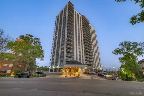 2200 Victory Pkwy, Cincinnati, OH 45206