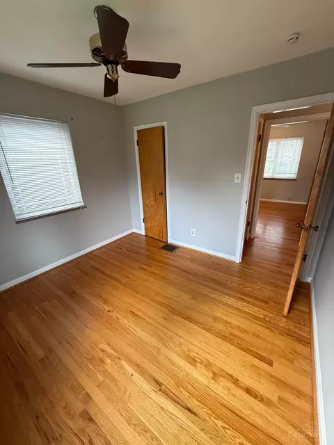 Bedroom - 332 Ingram Rd, Cincinnati, OH 45218 photo 2 of 3