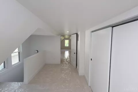 Entry Way - 2717 Arbor Ave, Cincinnati, OH 45209 photo 1 of 1