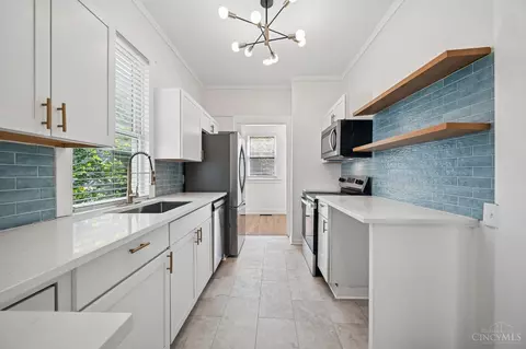 Kitchen - 3336 Graydon Ave, Cincinnati, OH 45207 photo 5 of 5