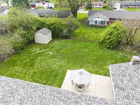 View/Area - 1108 Pepper Hill Dr, Kettering, OH 45429 photo 1 of 6