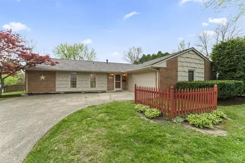 Exterior - 1108 Pepper Hill Dr, Kettering, OH 45429 photo 4 of 7