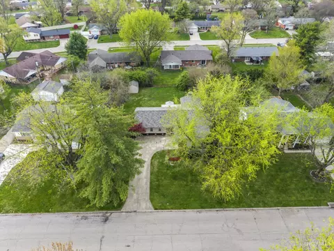 View/Area - 1108 Pepper Hill Dr, Kettering, OH 45429 photo 5 of 6