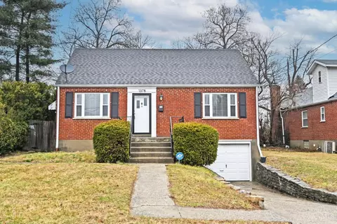 1378 Adams Rd, Mount Healthy, OH 45231