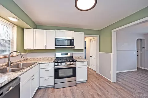 Kitchen - 1378 Adams Rd, Mount Healthy, OH 45231 photo 3 of 3