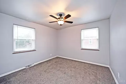 Bedroom - 1378 Adams Rd, Mount Healthy, OH 45231 photo 2 of 7