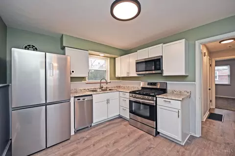 Kitchen - 1378 Adams Rd, Mount Healthy, OH 45231 photo 2 of 3