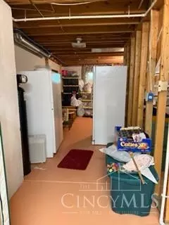 Entry Way - 4555 Brown Ave, Blue Ash, OH 45242 photo 1 of 4