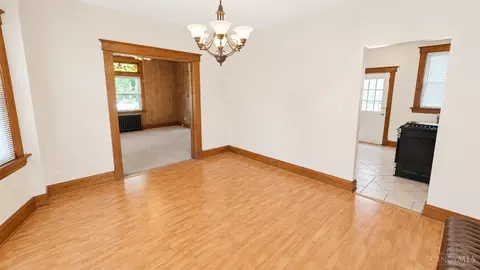 Dining - 765 Mcmakin Ave, Cincinnati, OH 45232 photo 1 of 1