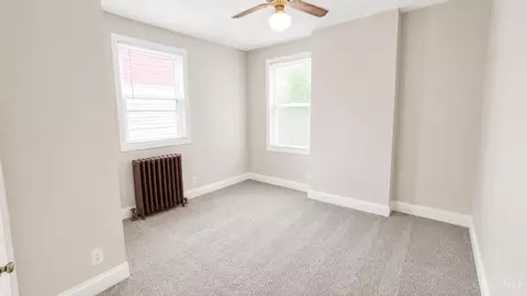 Bedroom - 765 Mcmakin Ave, Cincinnati, OH 45232 photo 1 of 5