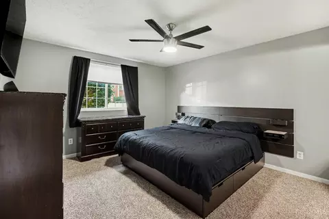 Bedroom - 3318 Emerald Lakes Dr, Cincinnati, OH 45211 photo 1 of 2