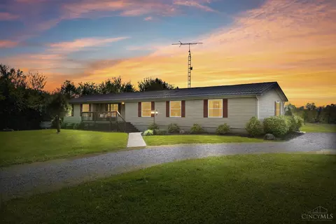 10455 Mad River Rd, New Vienna, OH 45159
