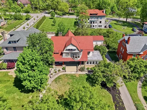 View/Area - 1006 Lenox Pl, Cincinnati, OH 45229 photo 1 of 5