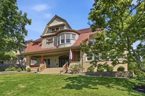 Exterior - 1006 Lenox Pl, Cincinnati, OH 45229 photo 2 of 17