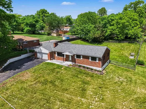 View/Area - 2032 Arrowood Pl, Cincinnati, OH 45231 photo 1 of 7
