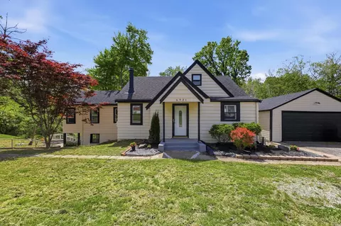 6931 Paddison Rd, Anderson Twp, OH 45230