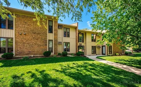 6135 Fairfield Rd, Oxford, OH 45056