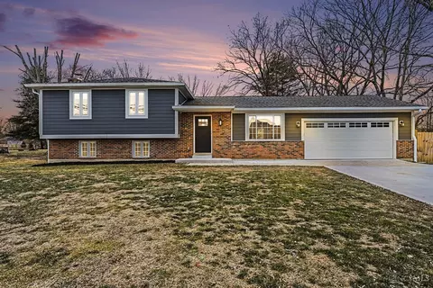 6885 Kyles Station Rd, Liberty Township, OH 45044