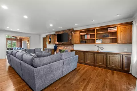 8294 Millview Dr, Cincinnati, OH 45249 photo 6