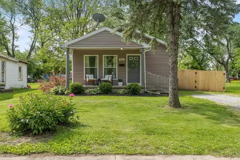 266 Hawley Ave, Wilmington, OH 45177