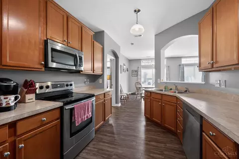 7615 Skyview Cir, Cincinnati, OH 45248 photo 12