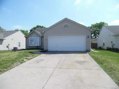 969 Charleston Ct, Trenton, OH 45067