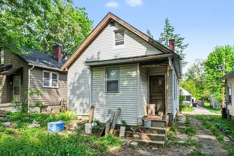 Exterior - 4403 Watterson St, Cincinnati, OH 45227 photo 1 of 2