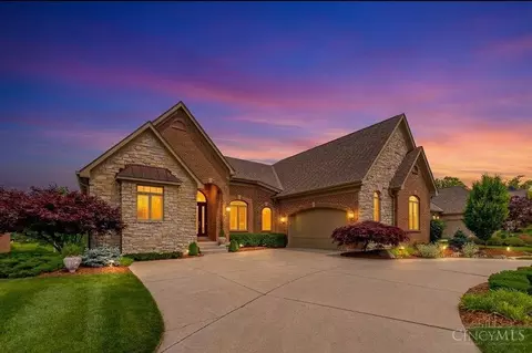 Exterior - 5190 Emerald View Dr, Hamilton Township, OH 45039 photo 1 of 2