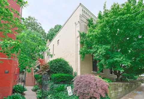 985 Paradrome St, Cincinnati, OH 45202