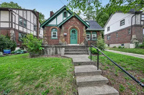 2725 Orland Ave, Cincinnati, OH 45211