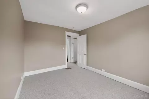 Bedroom - 4938 Plainville Rd, Cincinnati, OH 45227 photo 5 of 12