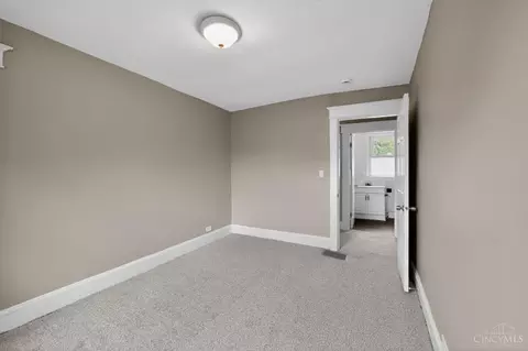 Bedroom - 4938 Plainville Rd, Cincinnati, OH 45227 photo 6 of 12