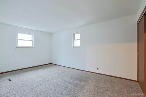 Bedroom - 76 Stivers Rd, Aberdeen, OH 45101 photo 1 of 4