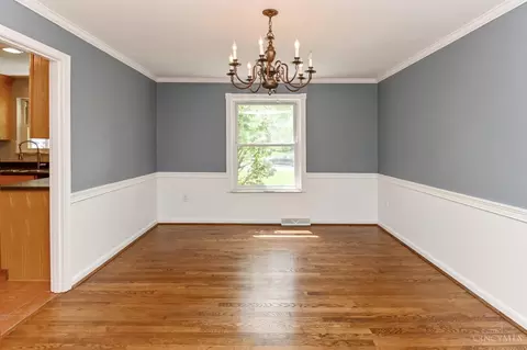 Dining - 6248 Margo Ln, Cincinnati, OH 45227 photo 1 of 2