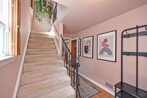 7325 Brookcrest Dr, Cincinnati, OH 45237 photo 6