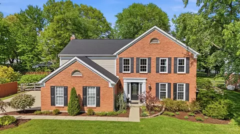 Exterior - 572 Common Wealth Dr, Cincinnati, OH 45244 photo 2 of 27