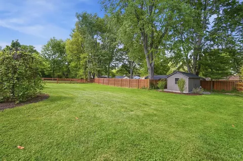 Exterior - 572 Common Wealth Dr, Cincinnati, OH 45244 photo 20 of 27