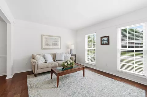 Living - 572 Common Wealth Dr, Cincinnati, OH 45244 photo 6 of 7