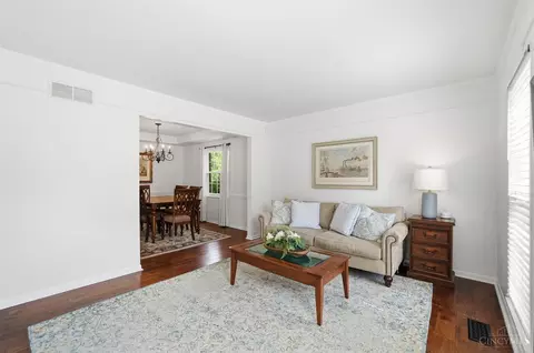 Living - 572 Common Wealth Dr, Cincinnati, OH 45244 photo 7 of 7