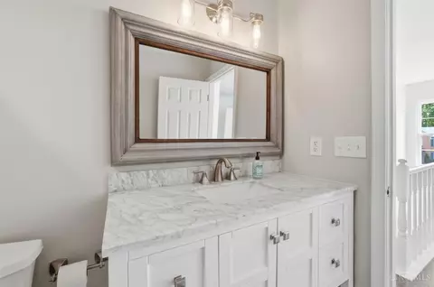 Bath - 572 Common Wealth Dr, Cincinnati, OH 45244 photo 9 of 11