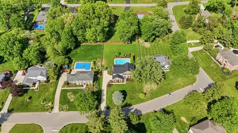 View/Area - 572 Common Wealth Dr, Cincinnati, OH 45244 photo 2 of 2