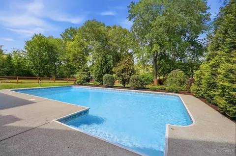 Exterior - 572 Common Wealth Dr, Cincinnati, OH 45244 photo 14 of 27